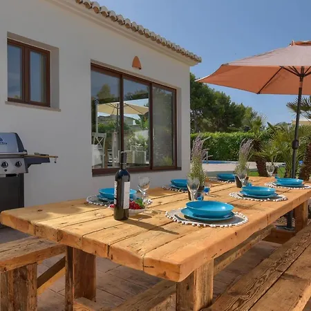 Violette By Aguilarent